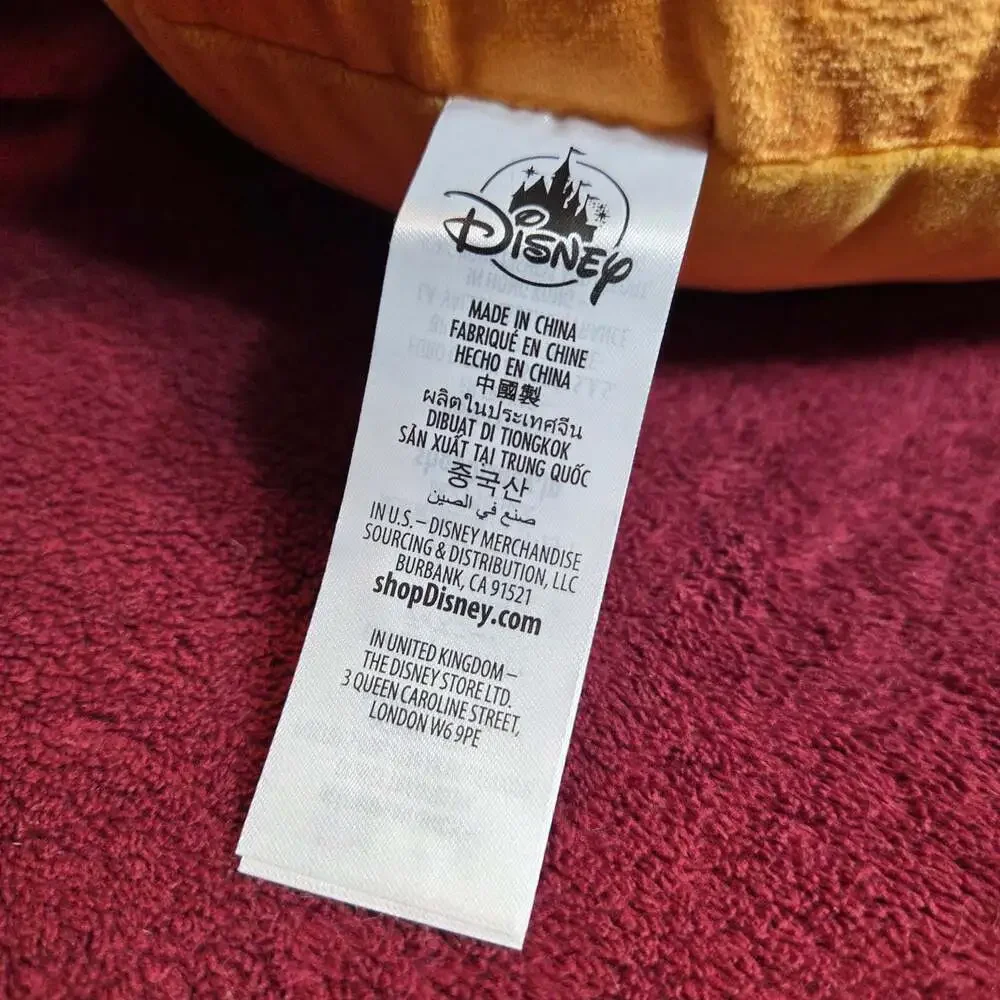 Disney Munchlings Treats Stitch Plush Pineapple Upside Down Cake 18